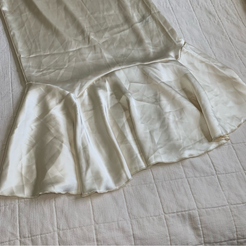 Urban Outfitters Kimchi Blue Cream Midi Skirt Size Medium - Picture 2 of 9